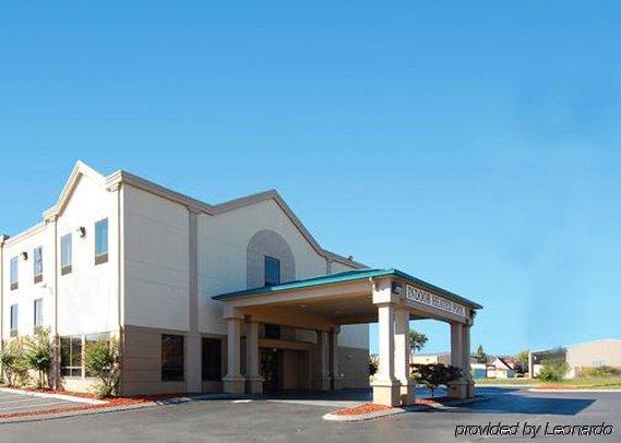 Red Roof Inn Plus+ & Suites Chattanooga - Downtown Exterior foto